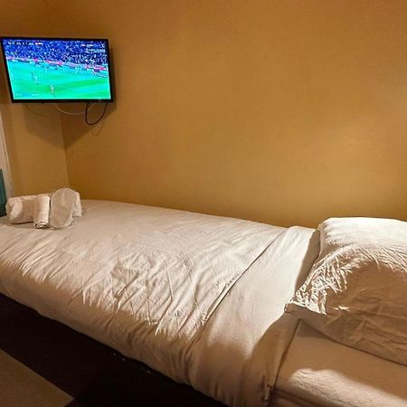 בוקרשט Central Accommodation Budget By Hr מראה חיצוני תמונה