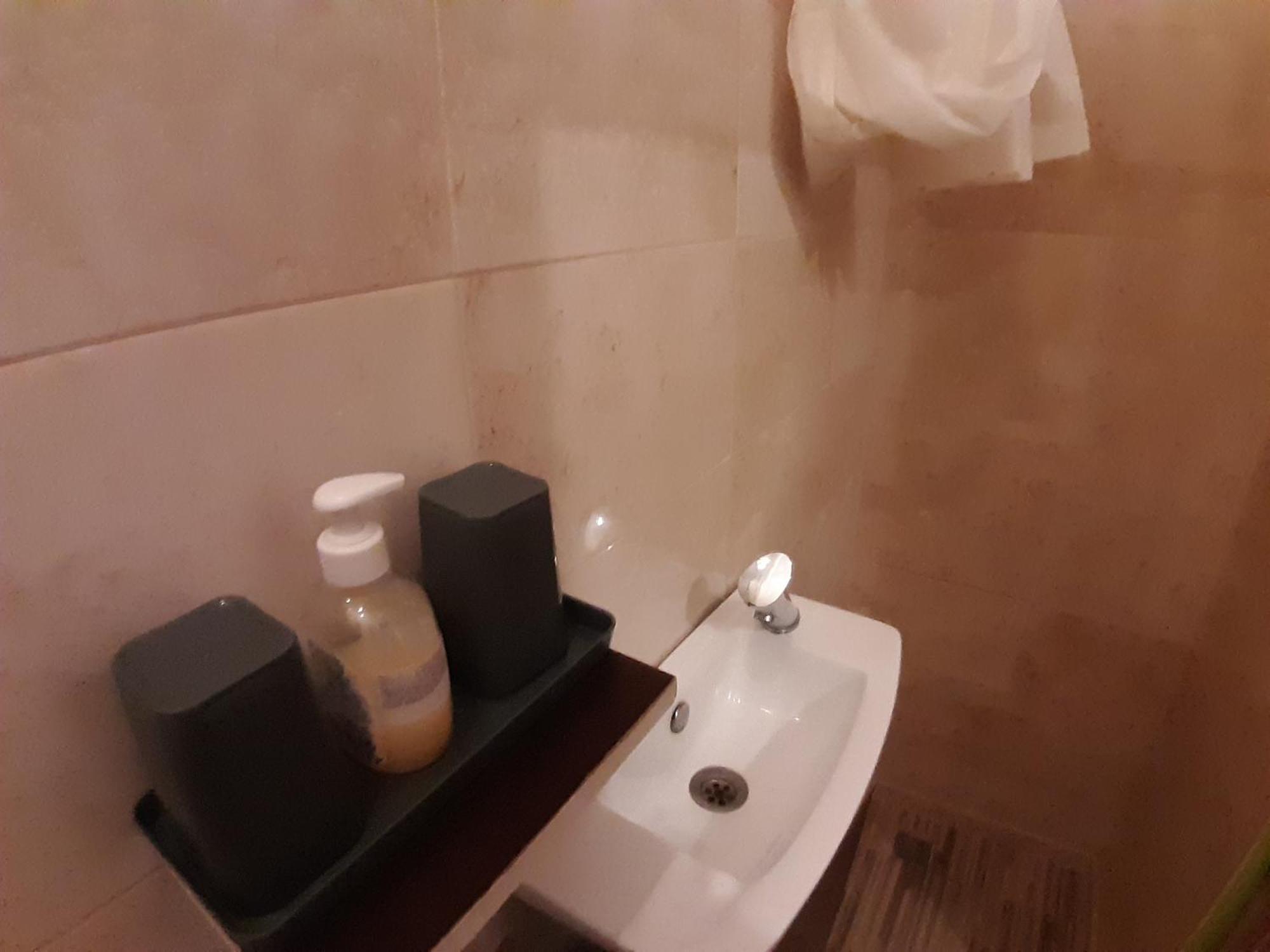 בוקרשט Central Accommodation Budget By Hr מראה חיצוני תמונה