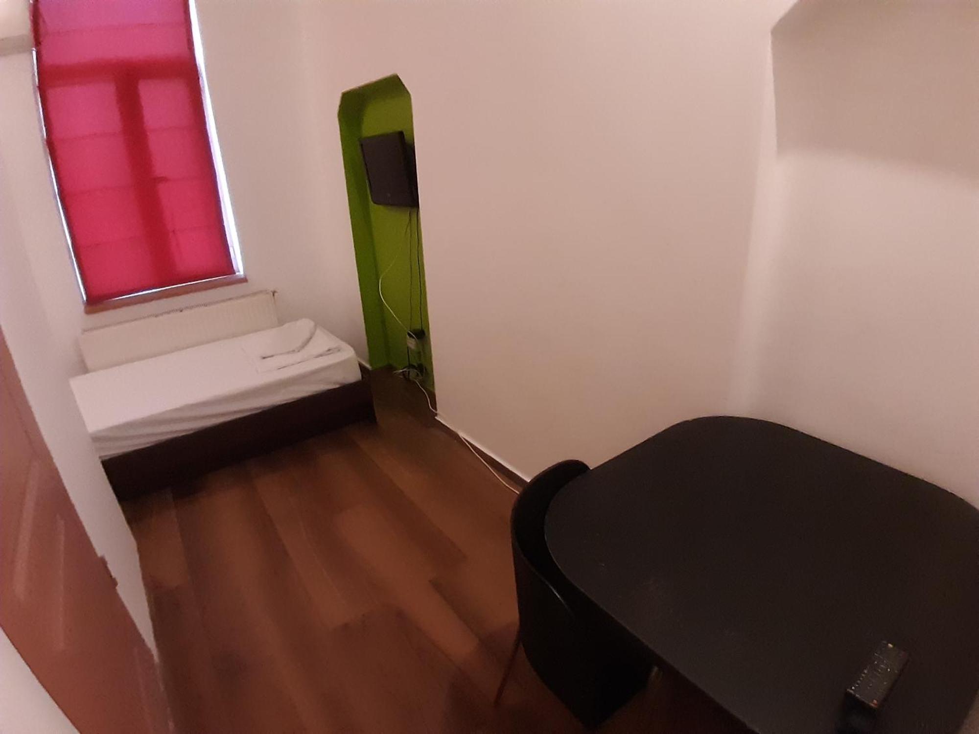בוקרשט Central Accommodation Budget By Hr מראה חיצוני תמונה